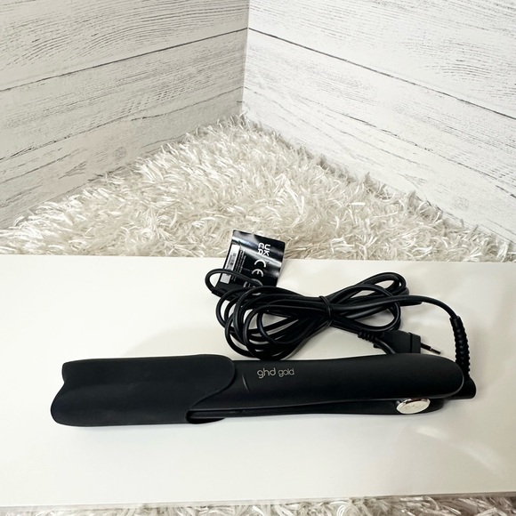 ghd Other - NEW ghd Gold Flat Iron Styler (euro style plug with a US adapter)